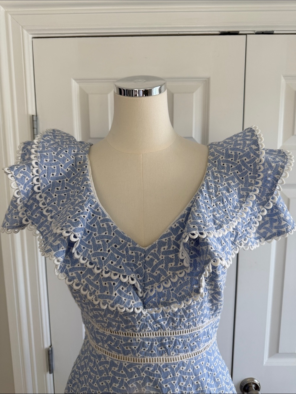 Champagne and Strawberry Fit &Flare Eyelet Ruffle Light Blue Midi Dress Size M - Picture 4 of 13